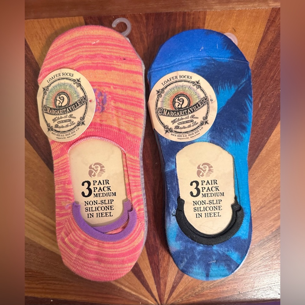 Margaritaville Loafer Socks 3 Pairs New Size 4-10 - Picture 1 of 2